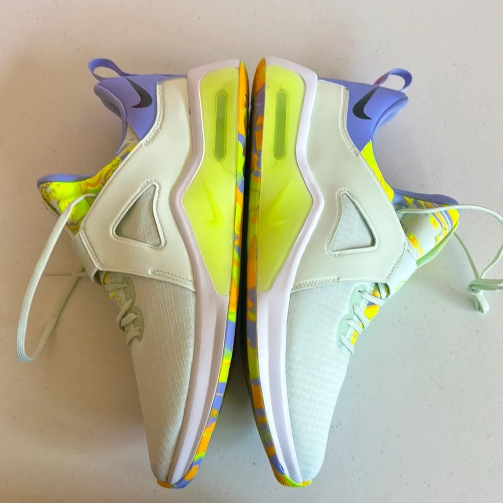 NWT. Women's Nike Air Max Bella TR 5 Size 11 - Picture 10 of 12